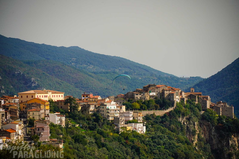 fno42.24-norma-italien-paragliding-336