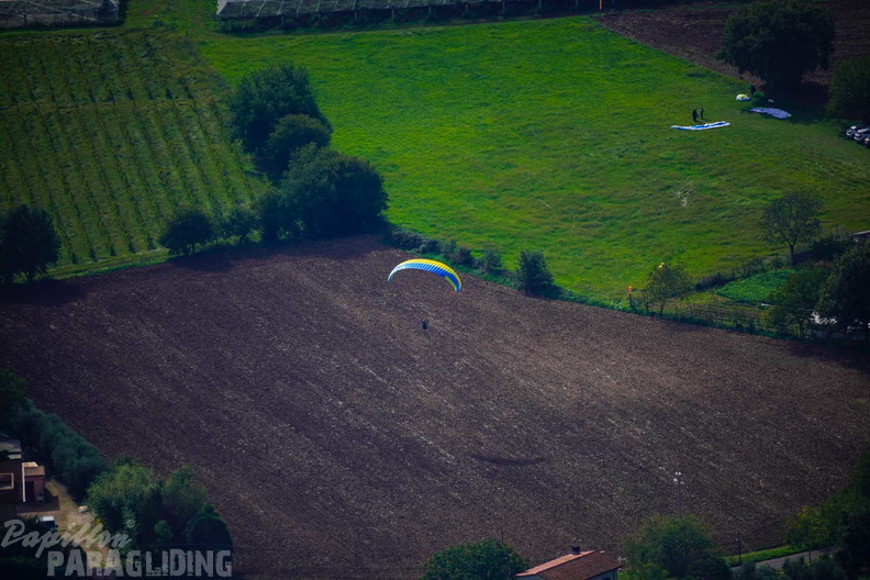fno42.24-norma-italien-paragliding-341