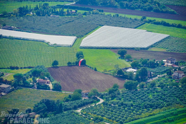 fno42.24-norma-italien-paragliding-395