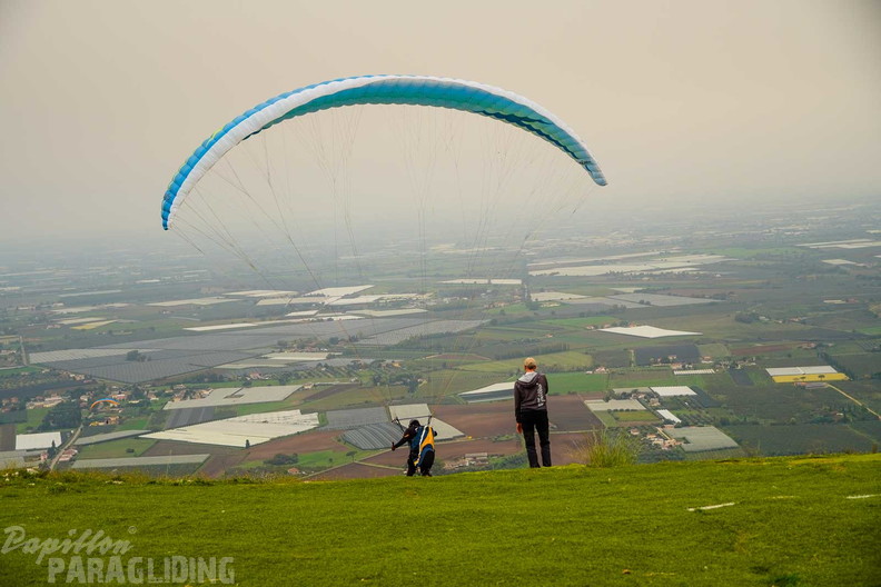 fno42.24-norma-italien-paragliding-468