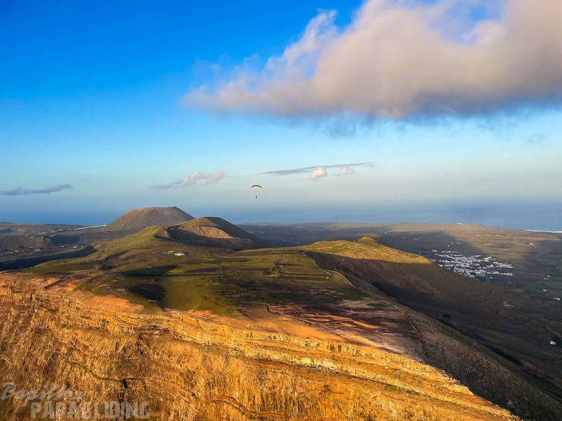 fl14.25-lanzarote-paragliding-106