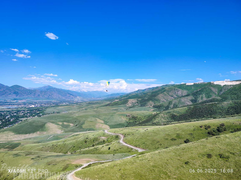 fka23.25-kasachstan-papillon-paragliding-as-185