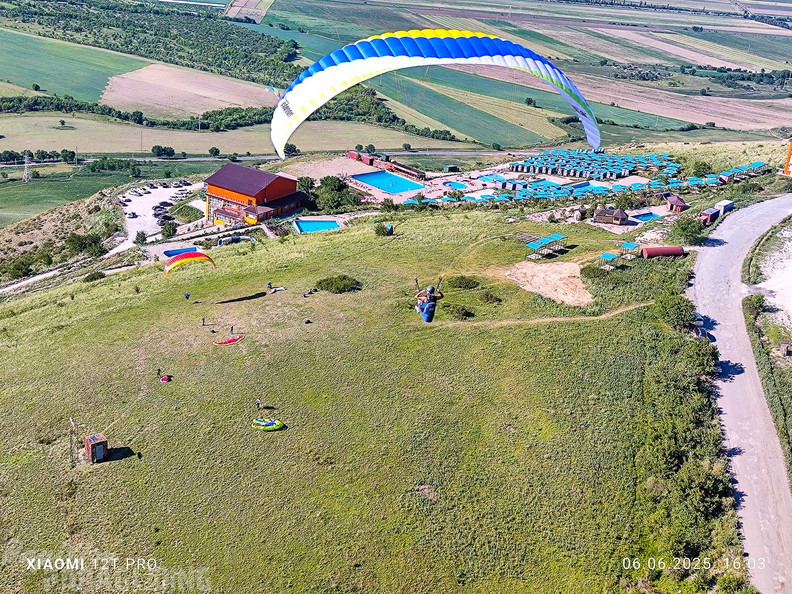 fka23.25-kasachstan-papillon-paragliding-as-196