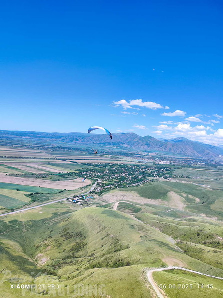 fka23.25-kasachstan-papillon-paragliding-as-241
