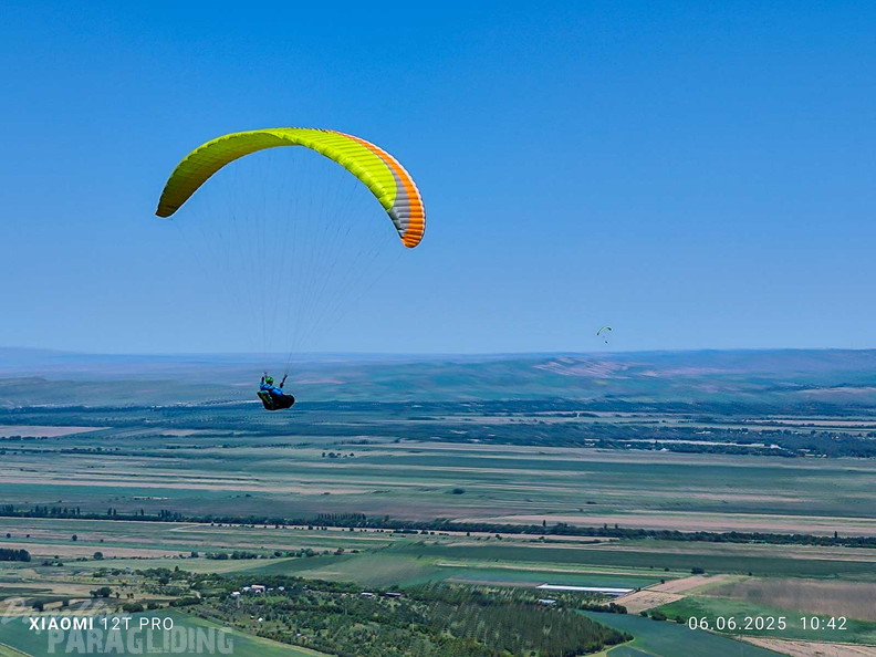 fka23.25-kasachstan-papillon-paragliding-as-275