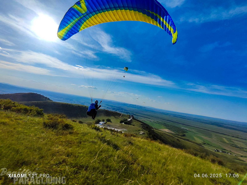 fka23.25-kasachstan-papillon-paragliding-as-379