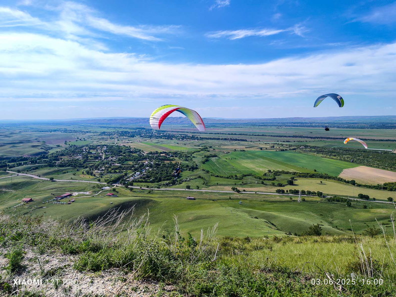 fka23.25-kasachstan-papillon-paragliding-as-438