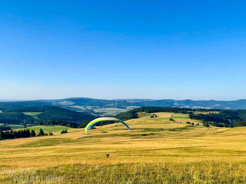 rk27.25-gleitschirm-kombikurs-wasserkuppe-116