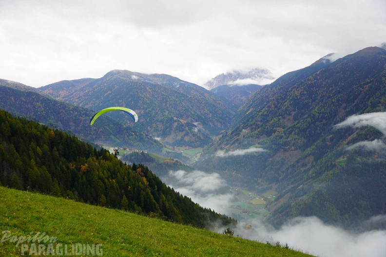 dh43.25-luesen-paragliding-159