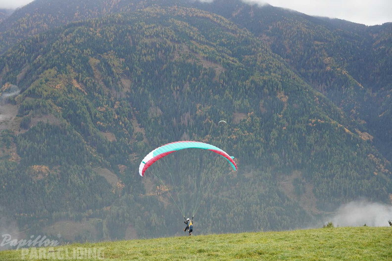 dh43.25-luesen-paragliding-189