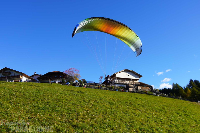 dh43.25-luesen-paragliding-236