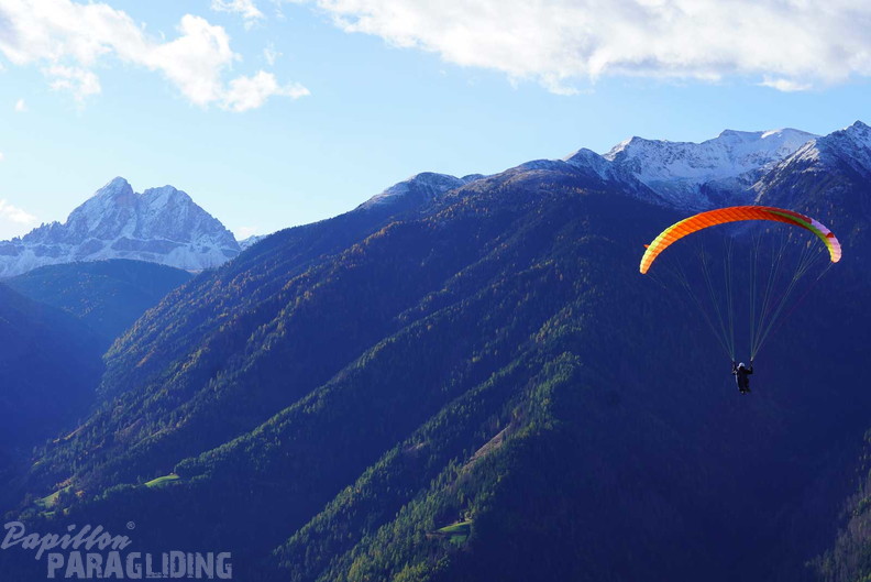 dh43.25-luesen-paragliding-246