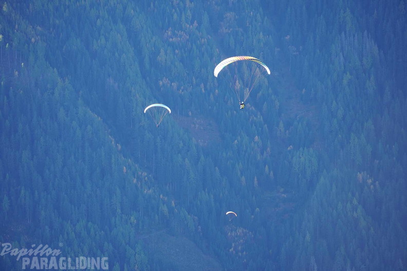dh43.25-luesen-paragliding-335