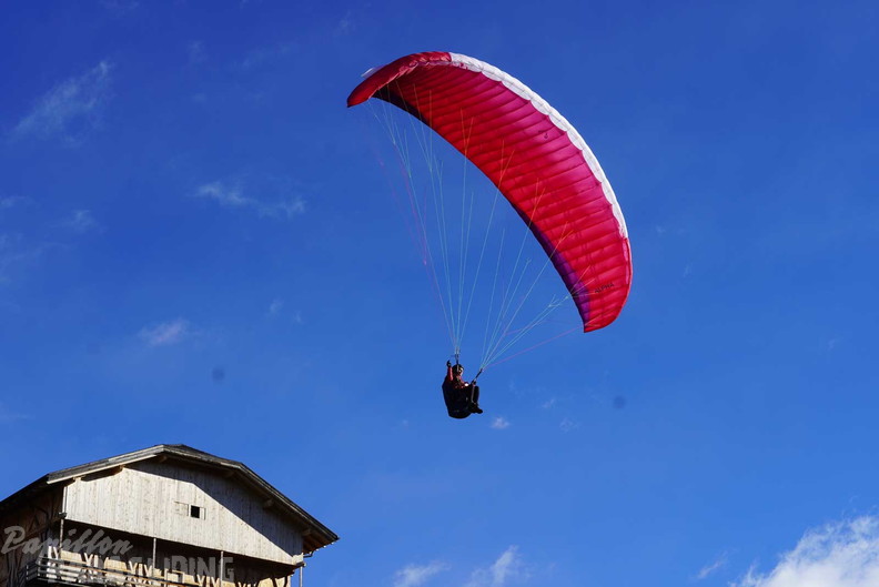 dh43.25-luesen-paragliding-369