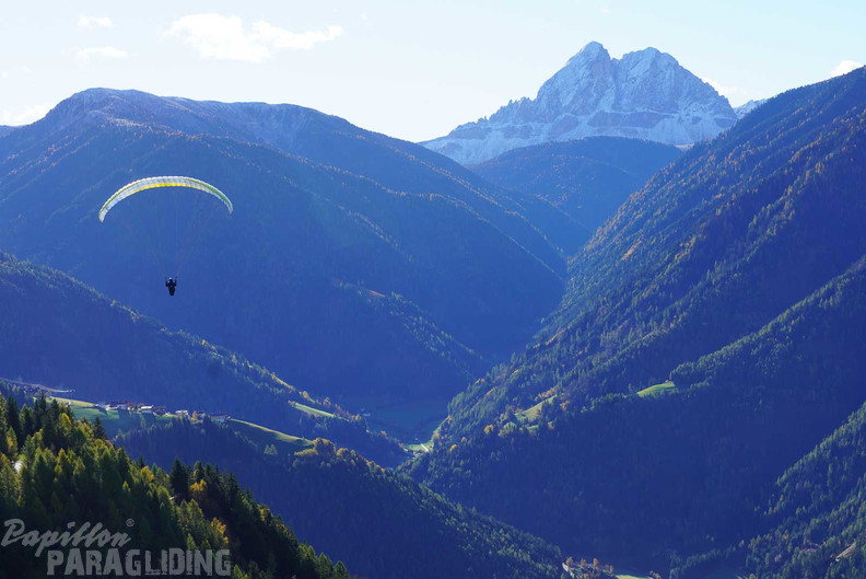 dh43.25-luesen-paragliding-380