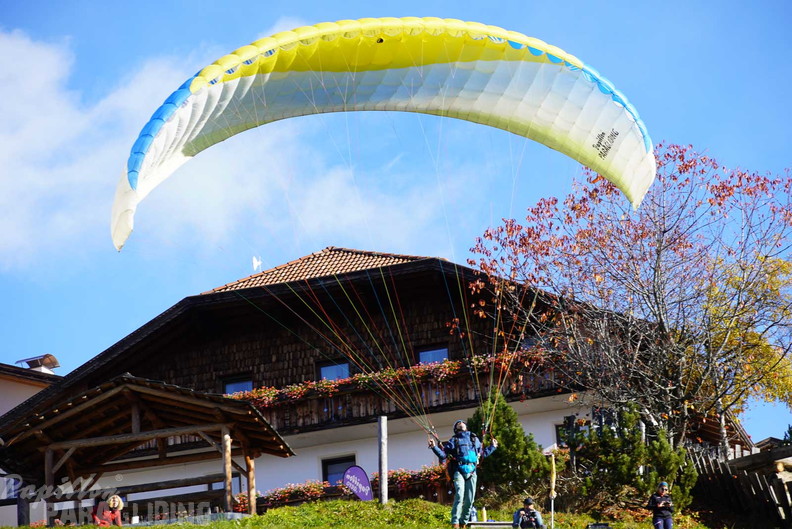 dh43.25-luesen-paragliding-395