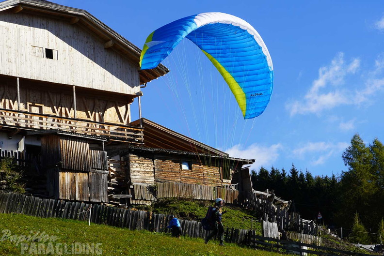 dh43.25-luesen-paragliding-400