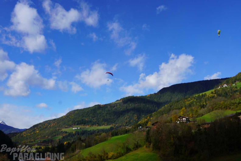 dh43.25-luesen-paragliding-487