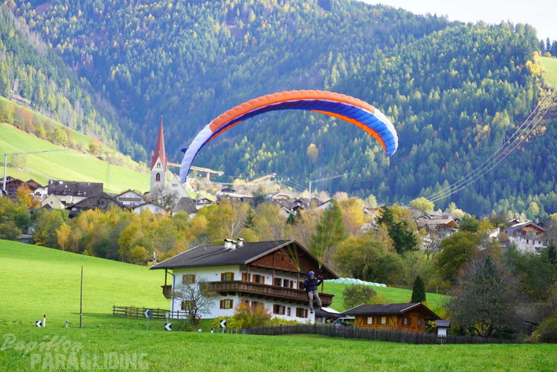 dh43.25-luesen-paragliding-492