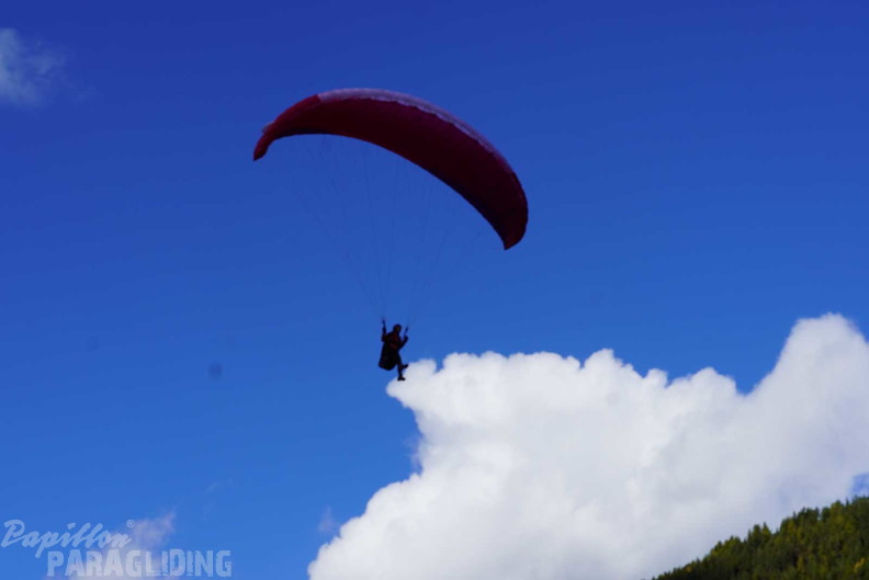 dh43.25-luesen-paragliding-548