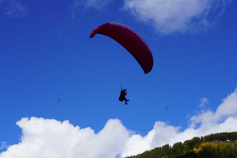 dh43.25-luesen-paragliding-549