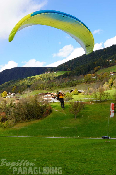 dh43.25-luesen-paragliding-592