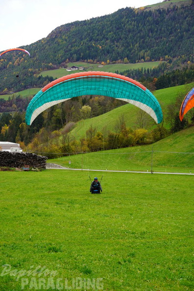 dh43.25-luesen-paragliding-640
