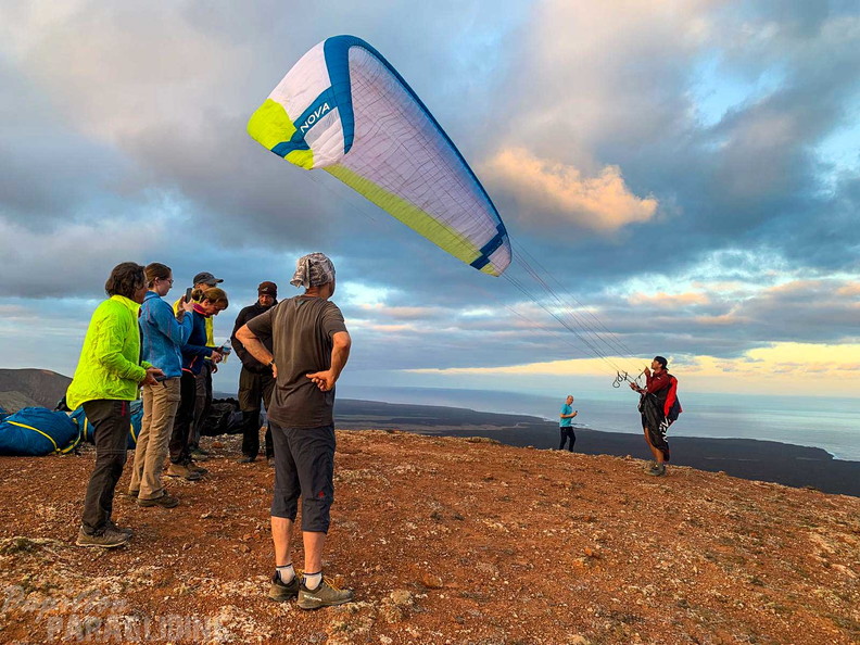fla46.25-lanzarote-paragliding-papillon-132