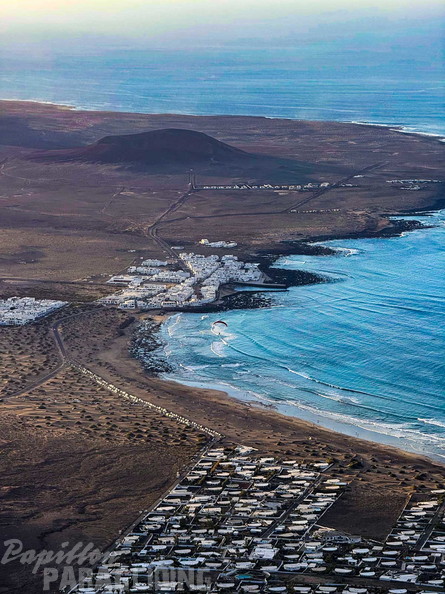 fla1.26-lanzarote-paragliding-101