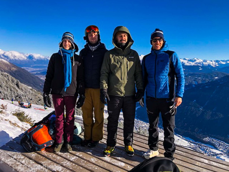 agsa1.26-get-up-stay-up-stubai-100