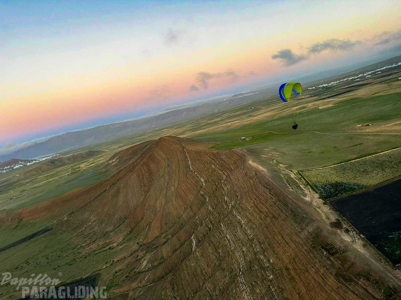 fla7.26-papillon-paragliding-112