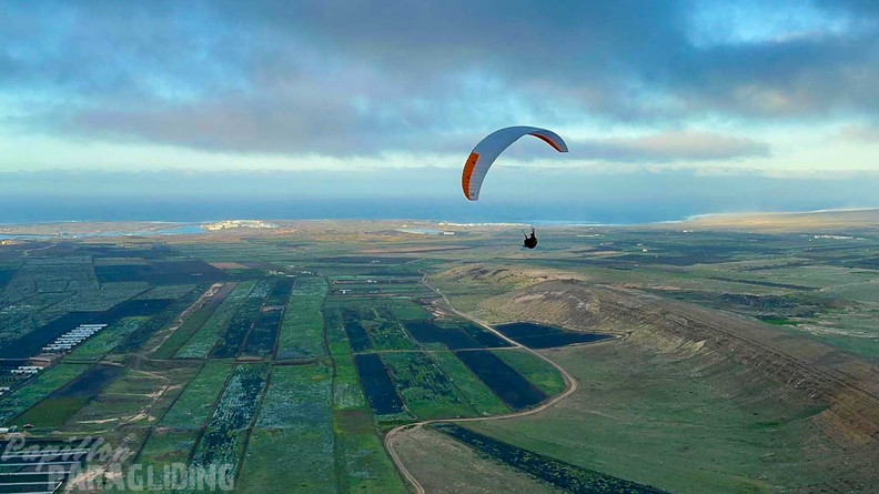 fla7.26-papillon-paragliding-105