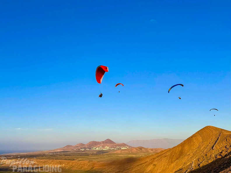 fla8.26-paragliding-lanzarote-109