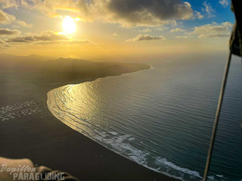 fla.26-risco-de-famara-paragliding-lanzarote-104