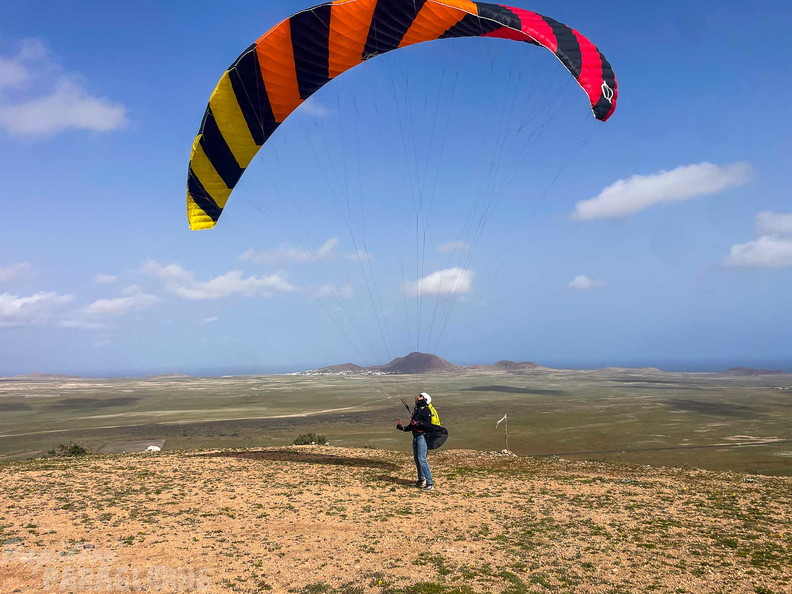 fla11.26-lanzarote-paragliding-113